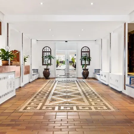 Lujoso De 2 En Banus * Marbella