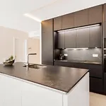 Apartment Lujoso De 2 En Banus